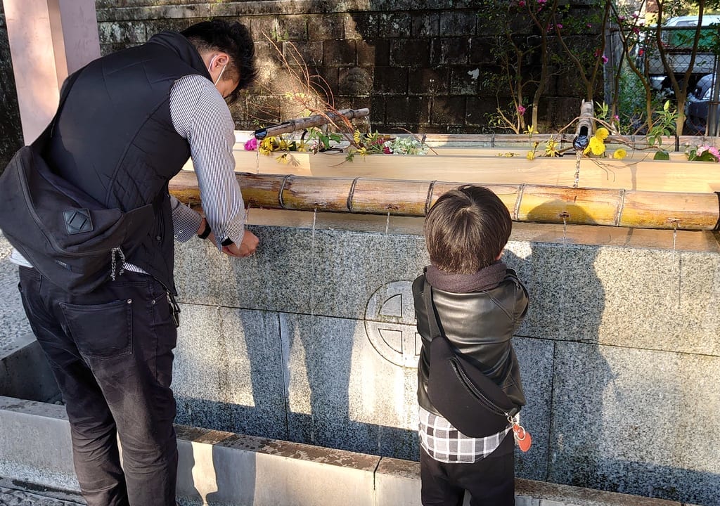照国神社