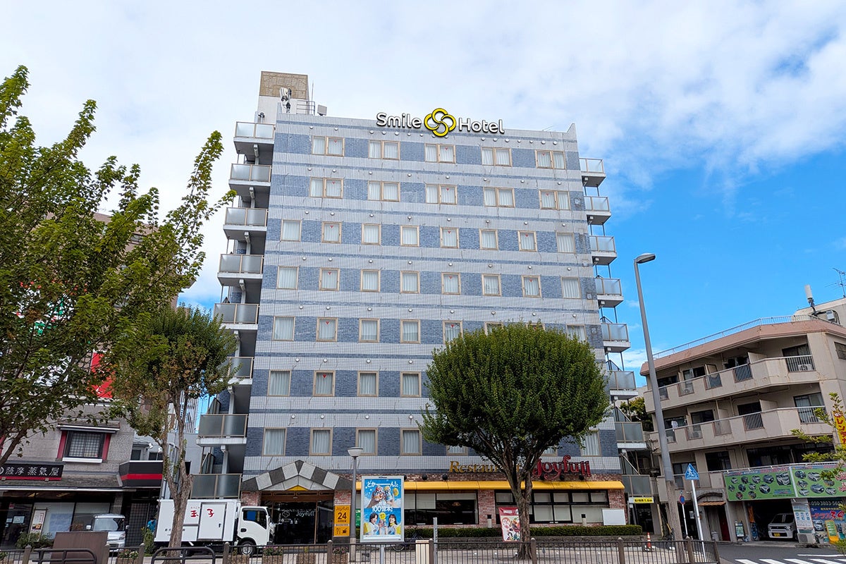 スマイルホテル鹿児島中央駅前の外観
